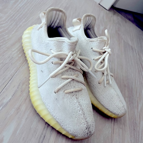 Yeezy Boost 350 V2 Cream - Picture 2 of 9